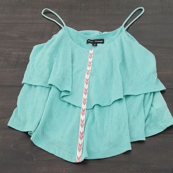 Tops - Mason and Mackenzie size large top